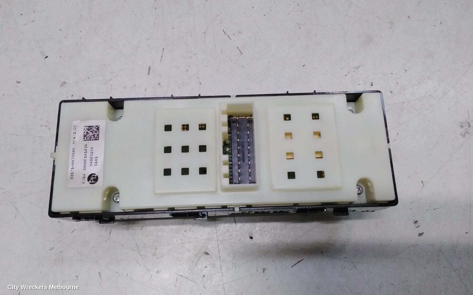 HYUNDAI I30 PWR DR WIND SWITCH, RH FRONT (MASTER SWITCH), CN7, SEDAN, (S.KOREA VIN KMHL), 10/2020 ONWARDS - Image 3