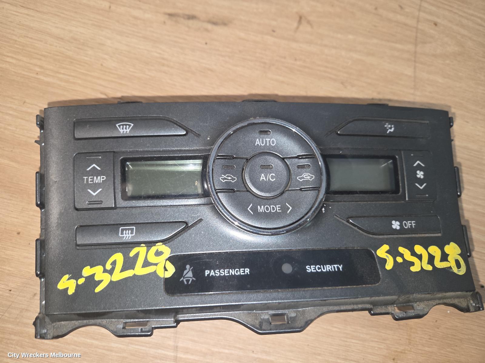 TOYOTA COROLLA HEATER/AC CONTROLS, ZRE152R, CLIMATE CONTROL TYPE, HATCH, 03/2007 - 09/2012 - Image 2