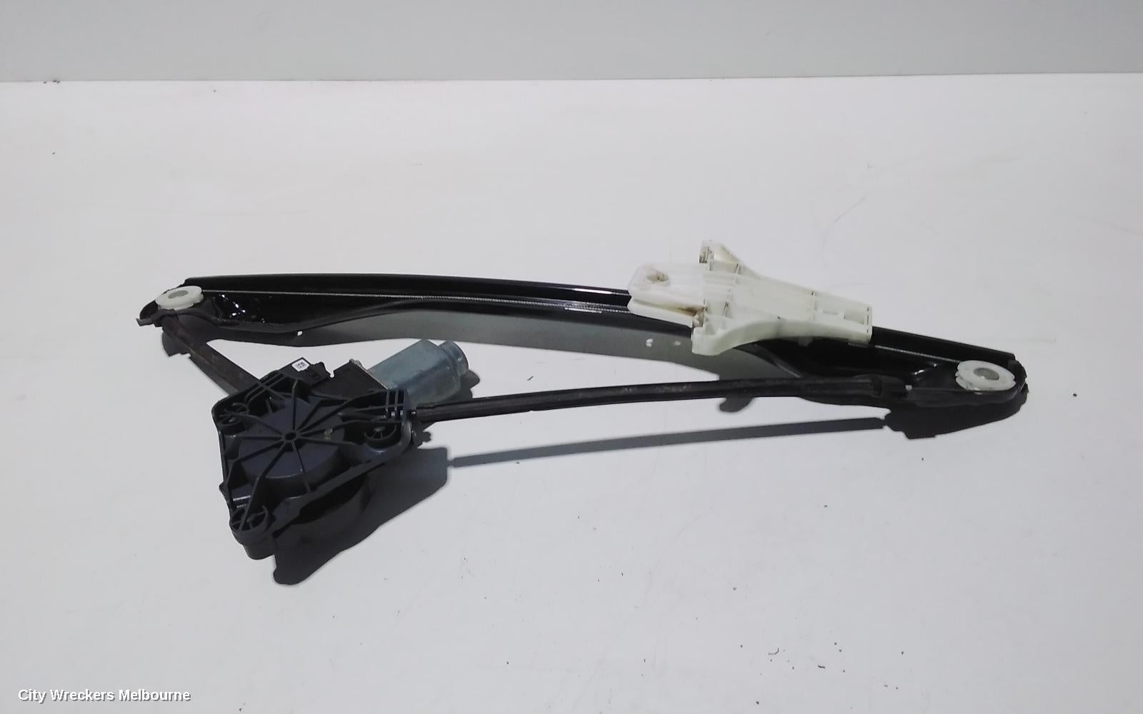 VOLKSWAGEN AMAROK LEFT REAR WND REG/MOTOR, 2H, 12/2010 ONWARDS - Image 1