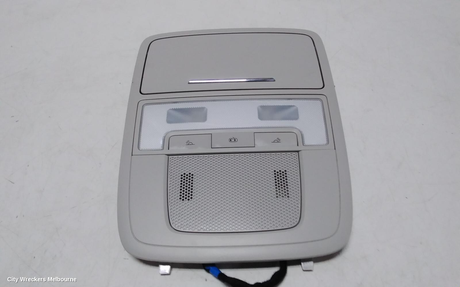 MG HS COURTESY LIGHT, SAS23, 08/2019 - 12/2024 - Image 2