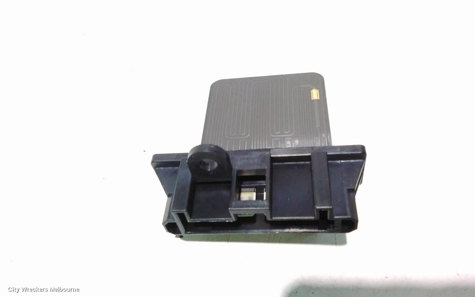 HOLDEN COLORADO FAN SPEED RESISTOR, FLAT CARD TYPE, NON-CLIMATE CONTROL TYPE, RG/RG 7, 01/2012 - 12/2020 - Image 3