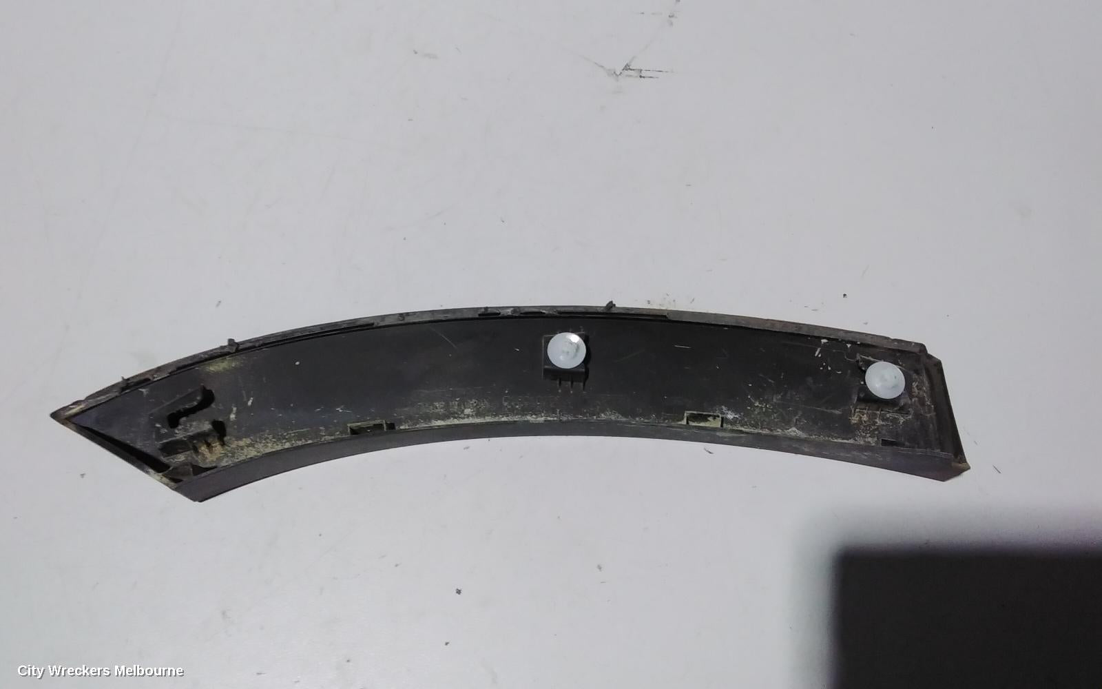 SUBARU FORESTER WHEEL ARCH FLARE, LH REAR ON QTR PANEL, SK, 08/2018 ONWARDS - Image 3