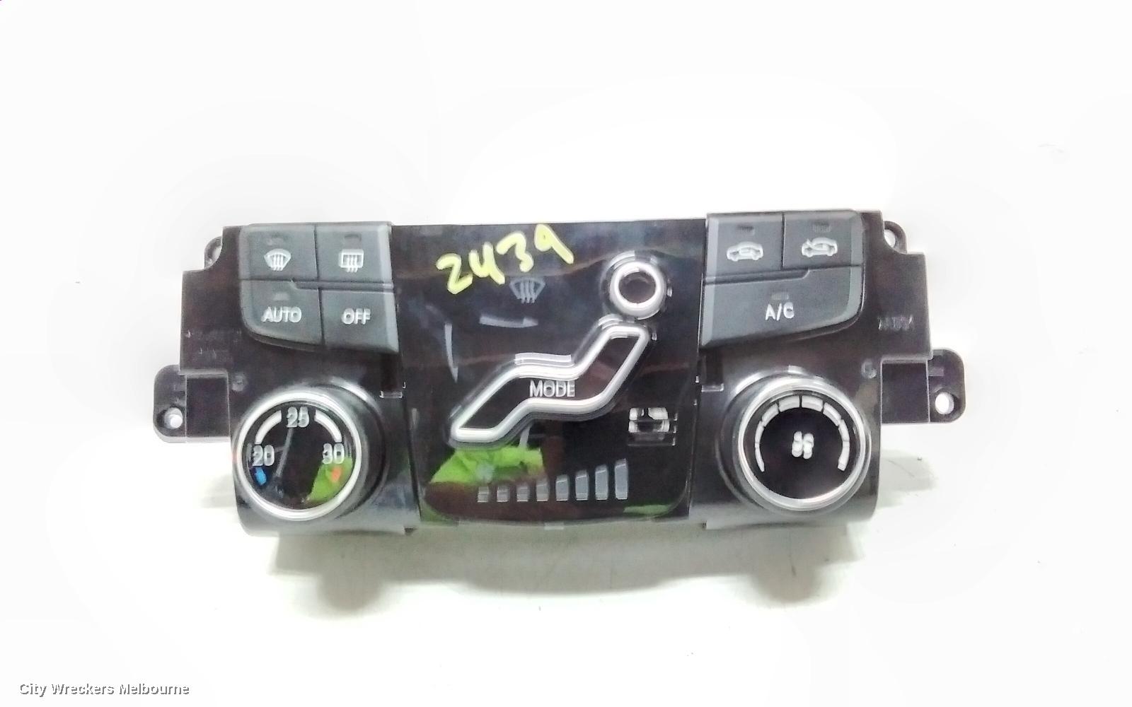 HYUNDAI I45 HEATER/AC CONTROLS, STANDARD TYPE, YF, 02/2010 - 04/2014 - Image 1