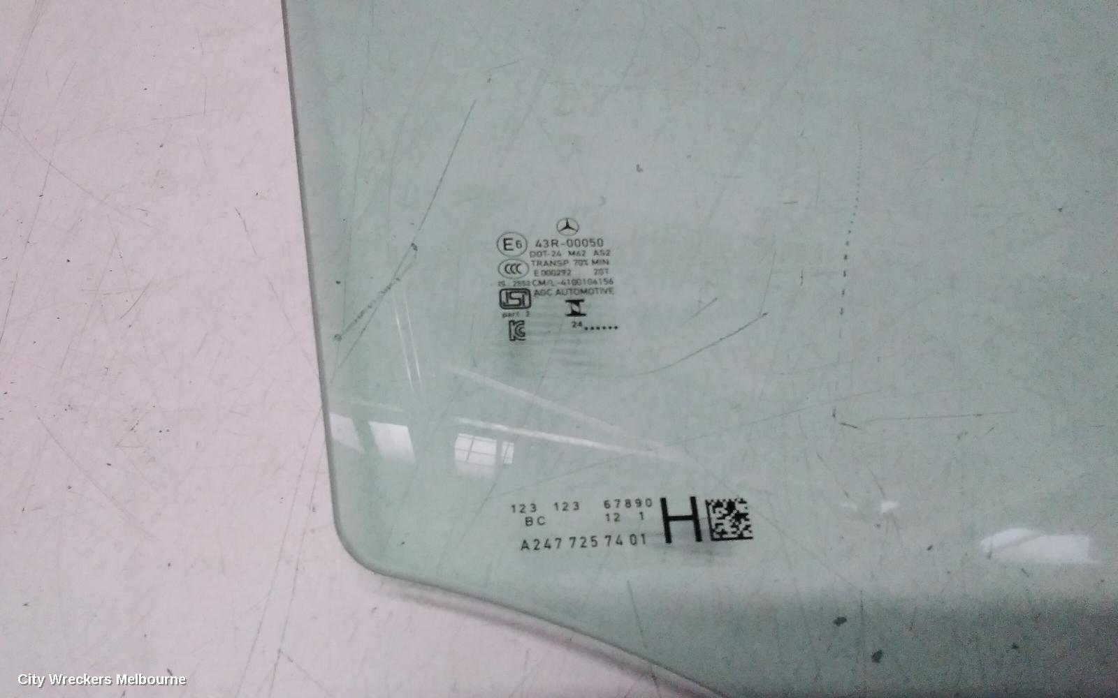 MERCEDES EQA RIGHT FRONT DOOR WINDOW, H243, 01/2021 ONWARDS - Image 3