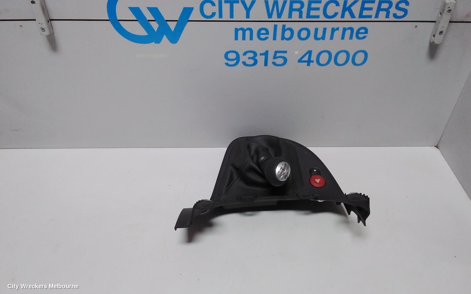 RENAULT KANGOO GEAR STICK/SHIFTER, X61, 10/2010 - 02/2022 - Image 1