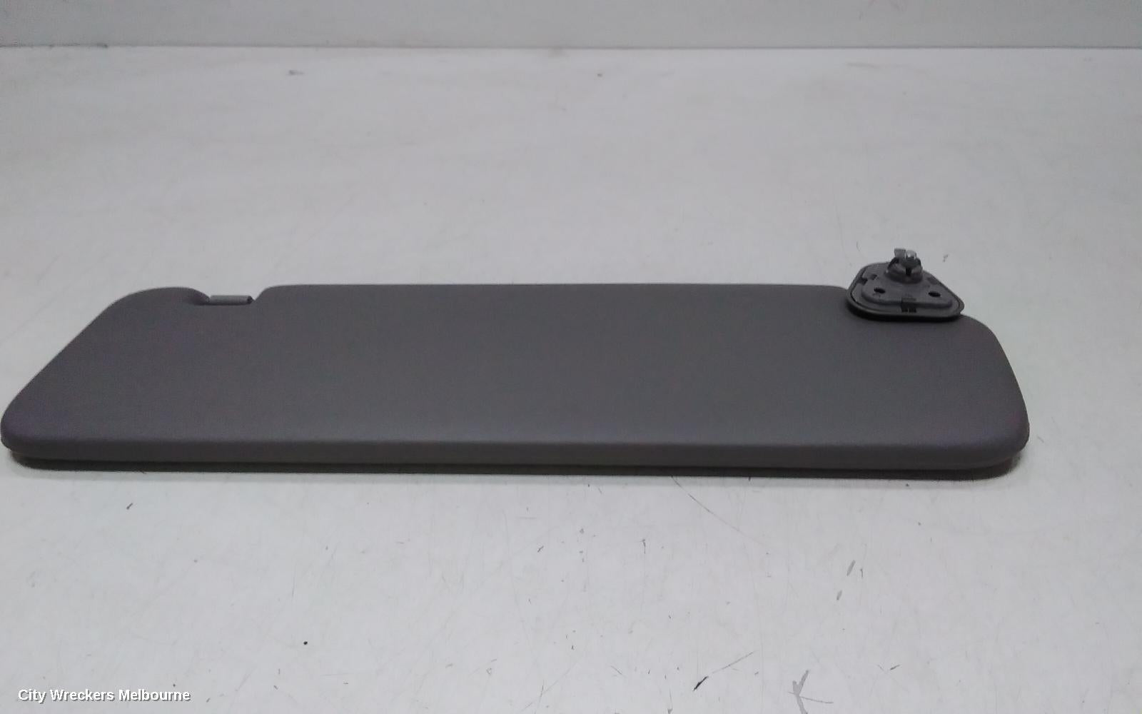 LDV G10 SUNVISOR, SV7C, RH SIDE, NON MIRROR TYPE, VAN, 04/2015 ONWARDS - Image 3