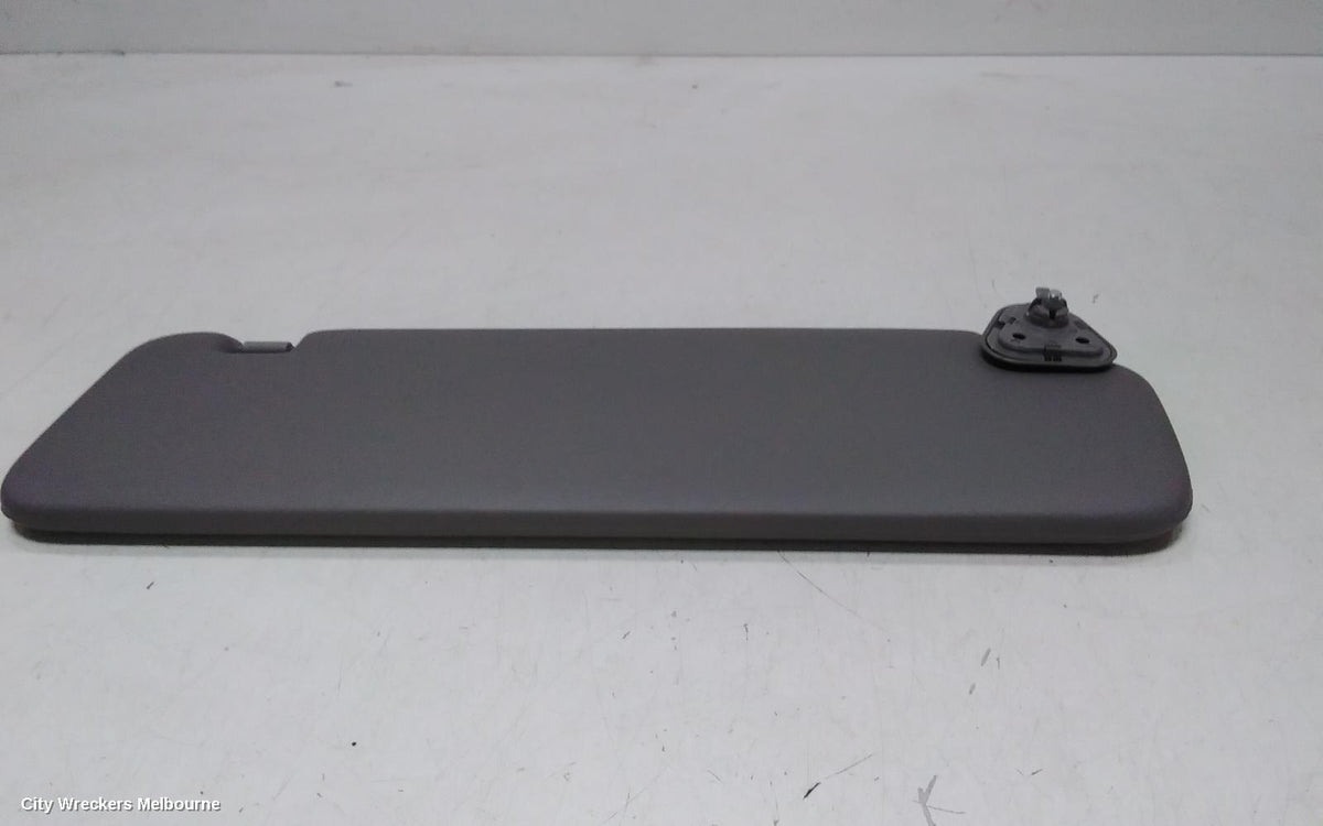 LDV G10 SUNVISOR, SV7C, RH SIDE, NON MIRROR TYPE, VAN, 04/2015 ONWARDS - Image 3