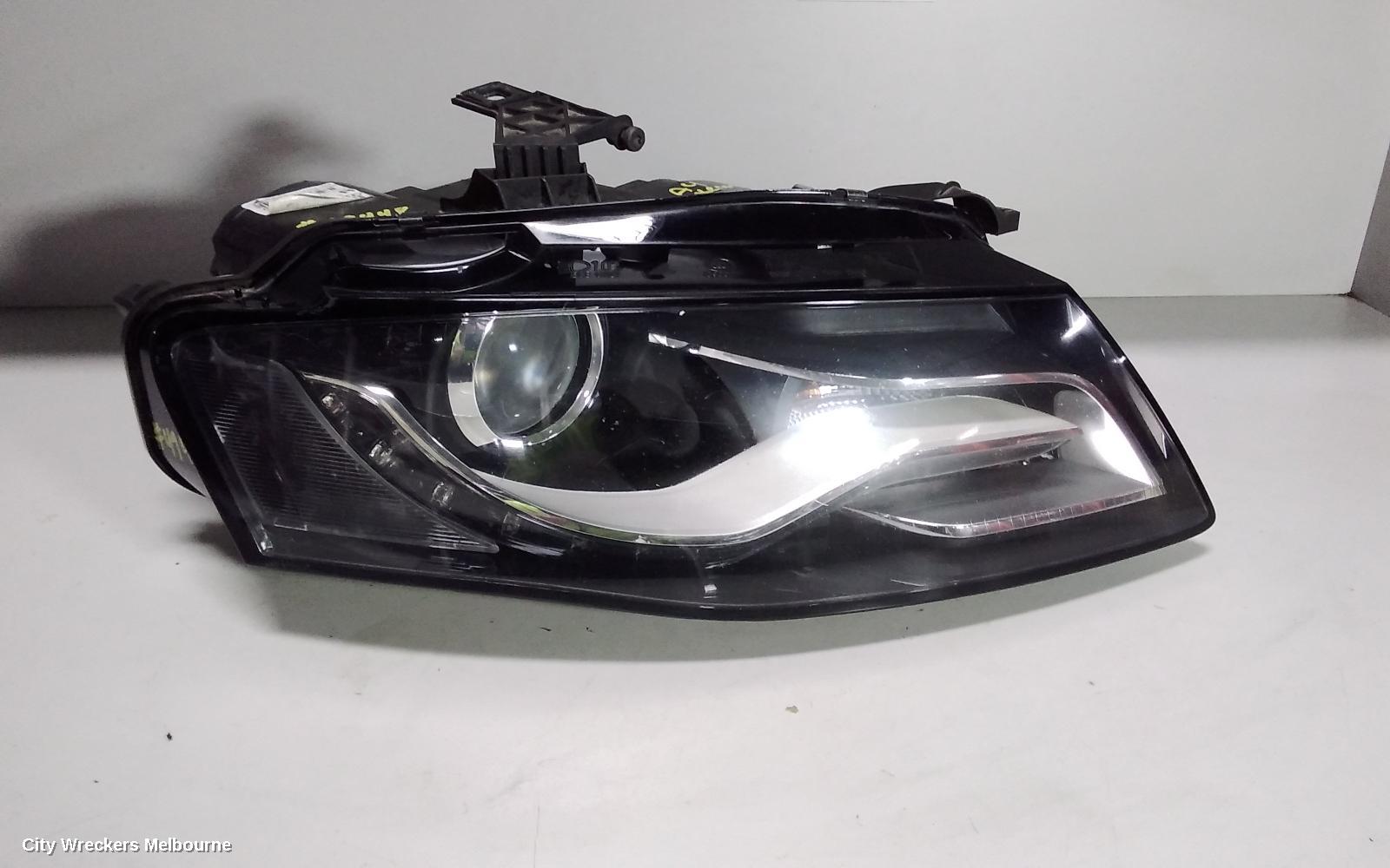 AUDI A4 RIGHT HEADLAMP, B8 8K, XENON-ADAPTIVE TYPE, 02/2008 - 06/2012 - Image 1