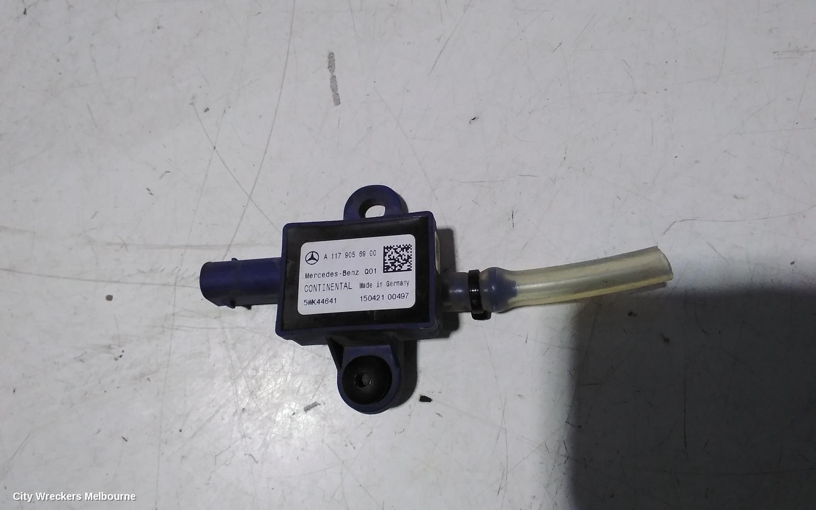 MERCEDES CLA CLASS, C117, 10/2013 - 02/2019, A1179056900 (CLA COUPE C117 PEDESTRIAN PROTECTION PRESSURE SENSOR) 2X: 98568 - Image 2