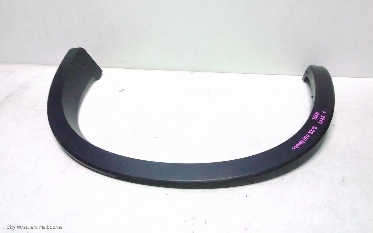 MITSUBISHI OUTLANDER WHEEL ARCH FLARE, ZM, RH REAR, 08/2021 ONWARDS - Image 1