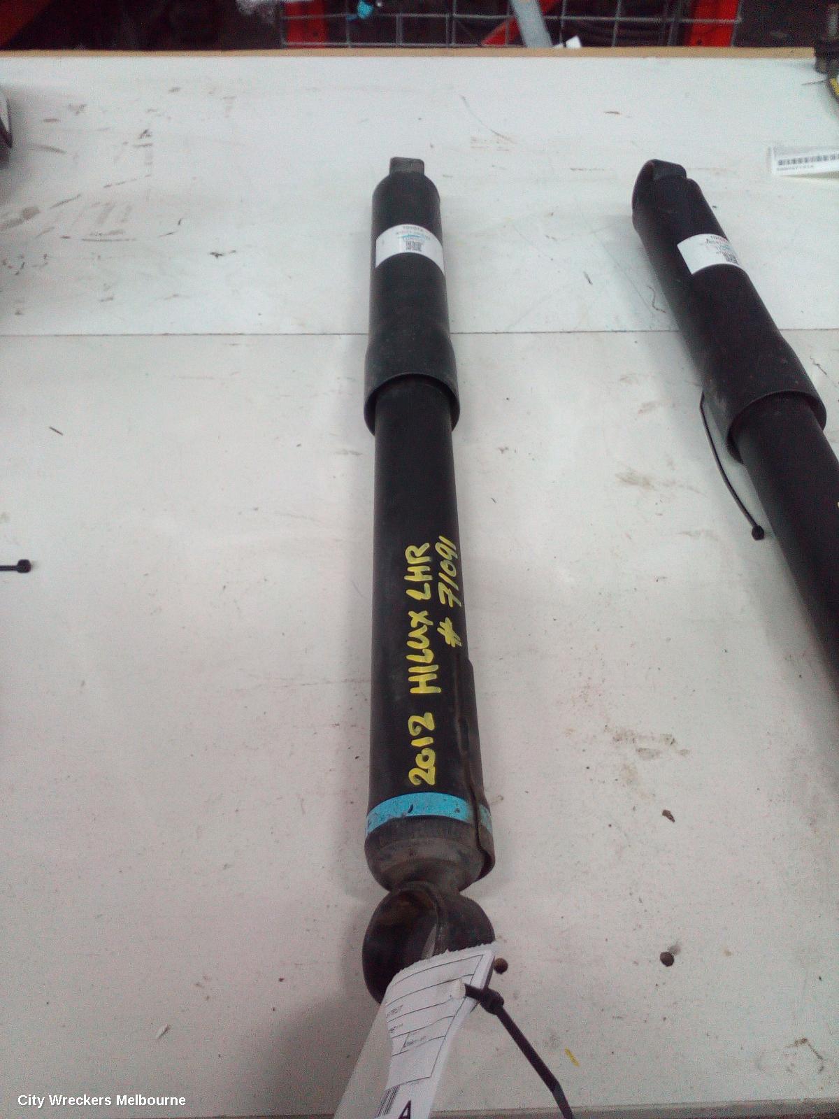 TOYOTA HILUX LEFT REAR STRUT, ***USE SHOCK ABSORBER PART TYPE*** - Image 2