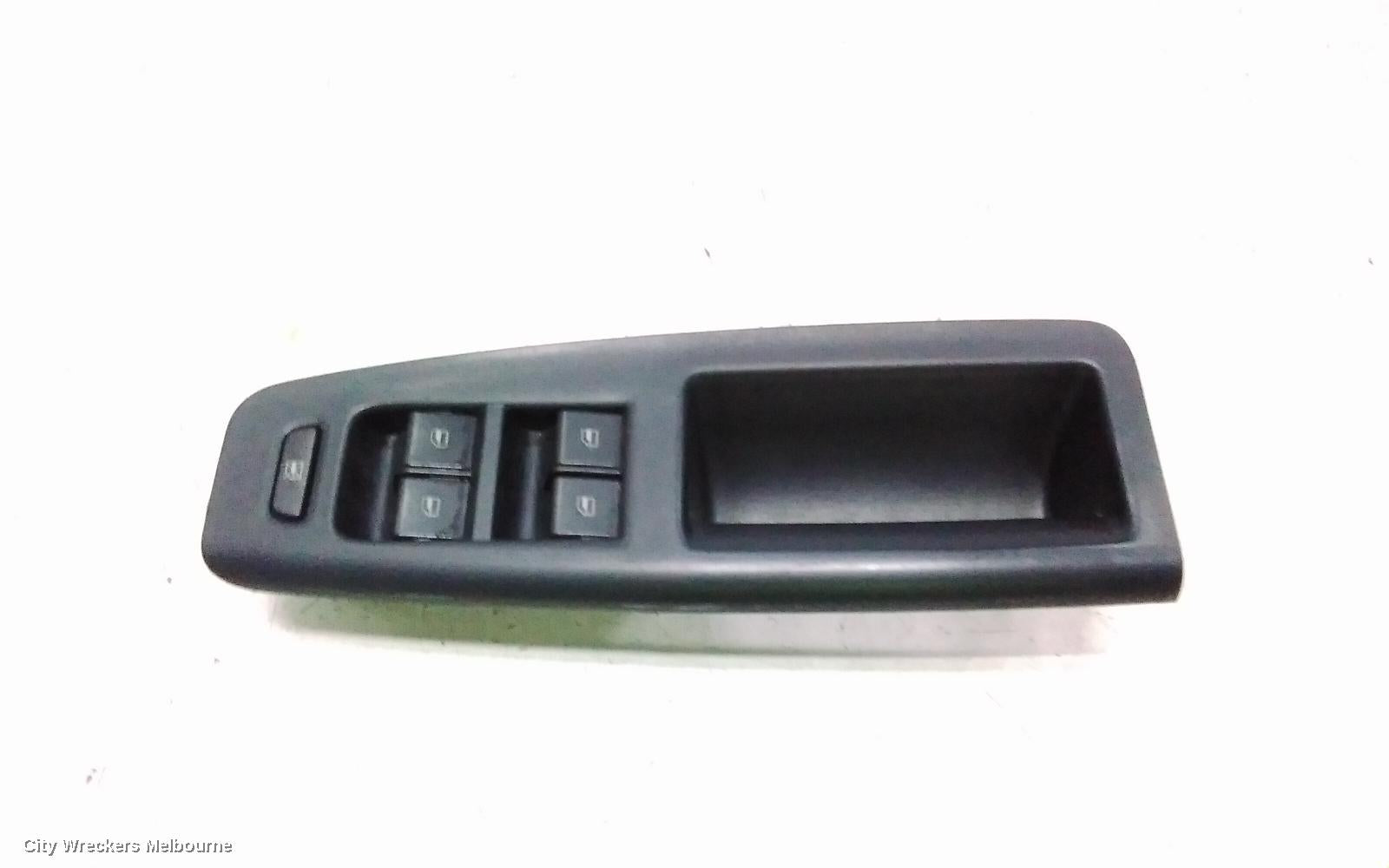 VOLKSWAGEN POLO PWR DR WIND SWITCH, RH FRONT (MASTERSWITCH), 5DR, 9N, 07/2002 - 04/2010 - Image 2
