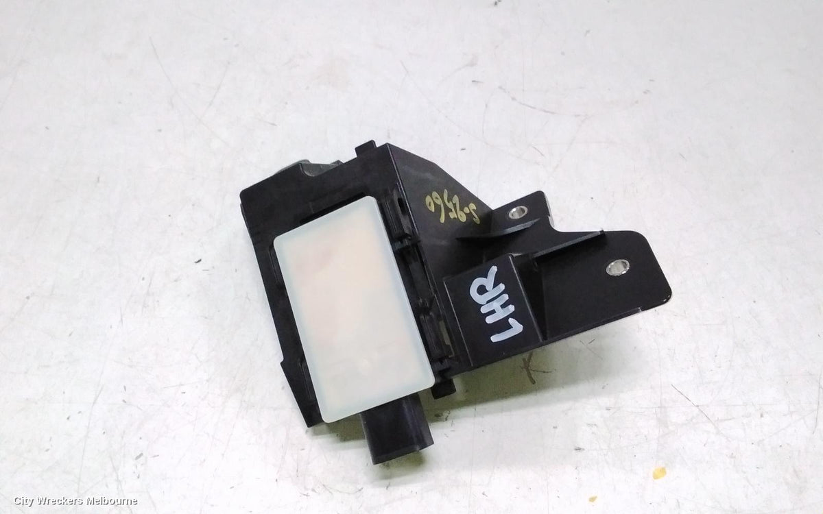 KIA CARNIVAL/GRAND CARNIVAL REVERSE CAMERA, KA4, BLIND SPOT MONITOR SENSOR (LH REAR BEHIND BUMPER), 10/2020 ONWARDS - Image 1