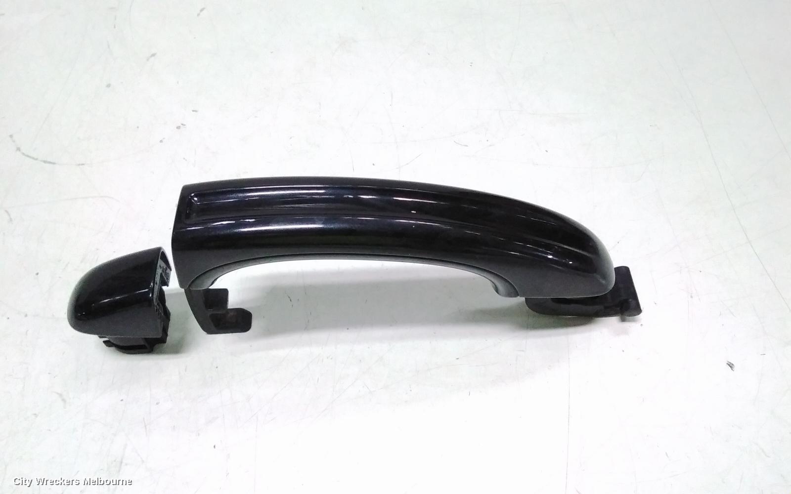 AUDI Q7 DOOR HANDLE, 4L, LH REAR, OUTER, 09/2006 - 08/2015 - Image 2