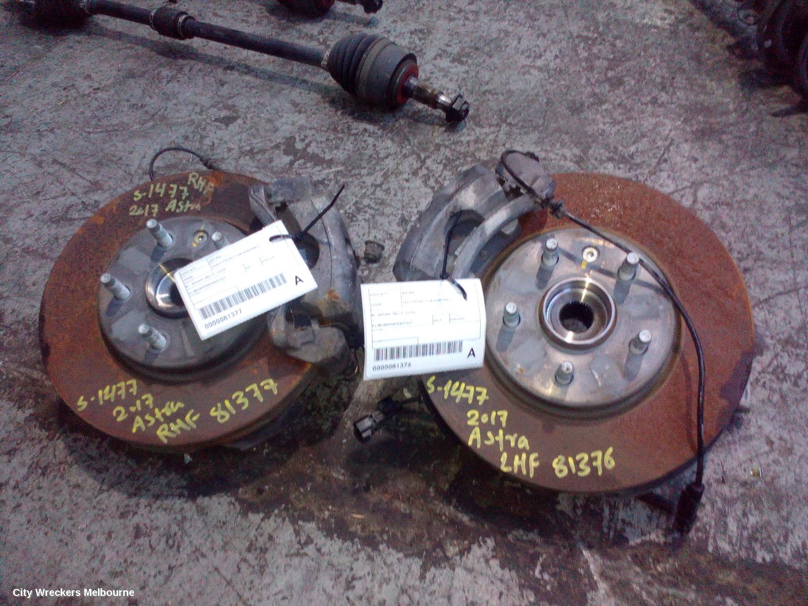 HOLDEN ASTRA RIGHT FRONT HUB ASSEMBLY, BL, SEDAN, 05/2017 - 12/2020 - Image 2