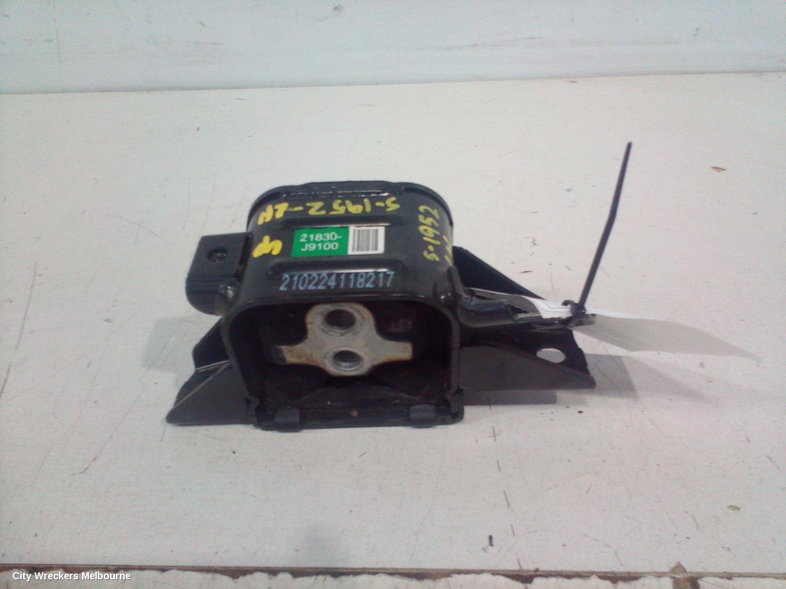 HYUNDAI I30 MOUNT, PD, HATCH, 03/2017 ONWARDS - Image 2