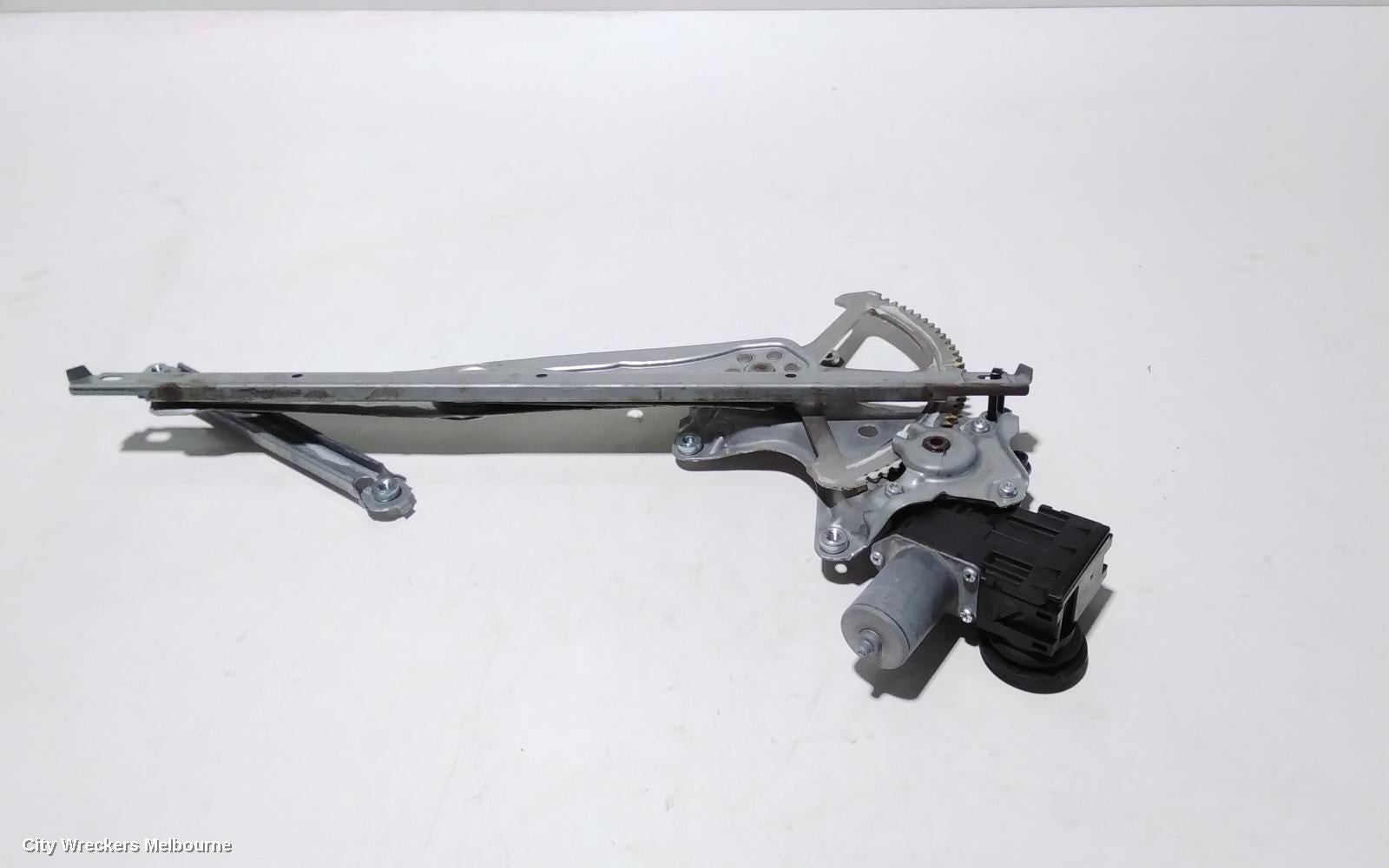 TOYOTA CAMRY LEFT FRONT WINDOW REG/MOTOR, XV70, DOOR REG ASSY (REG AND MOTOR), 09/2017 ONWARDS - Image 3