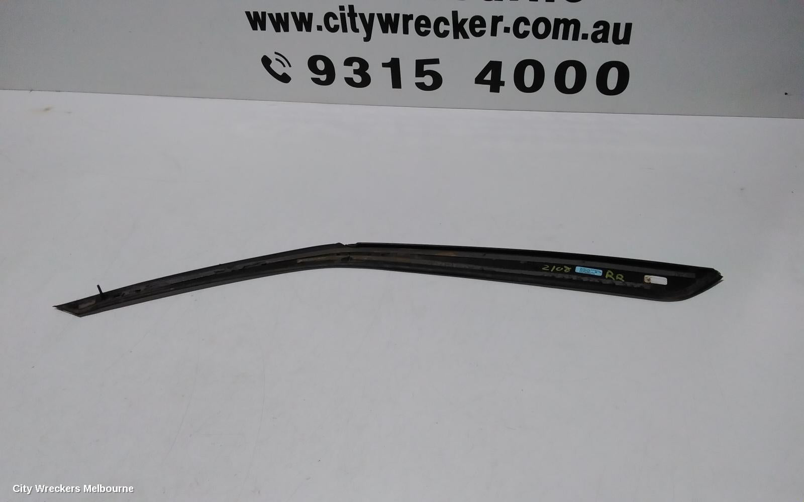 VOLKSWAGEN T-ROC DOOR MOULD, RHR ON THE BODY: 97930, A1, 03/2020 - 12/2025 - Image 3