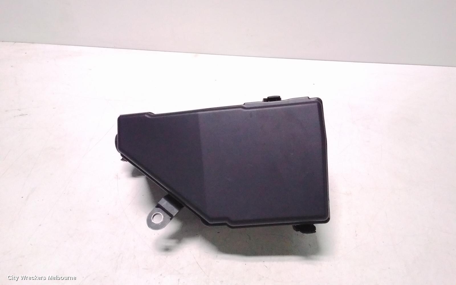 MITSUBISHI OUTLANDER FUSE BOX, ZM, ENGINE BAY, 08/2021 ONWARDS - Image 2