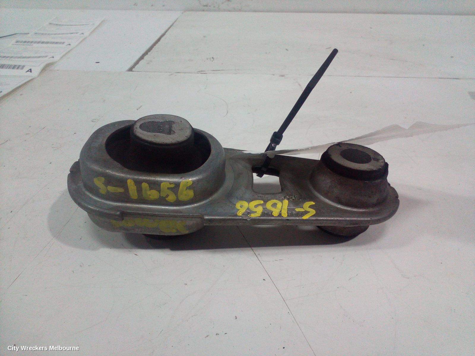 NISSAN QASHQAI MOUNT, J11, 12/2013 - 07/2021 - Image 1