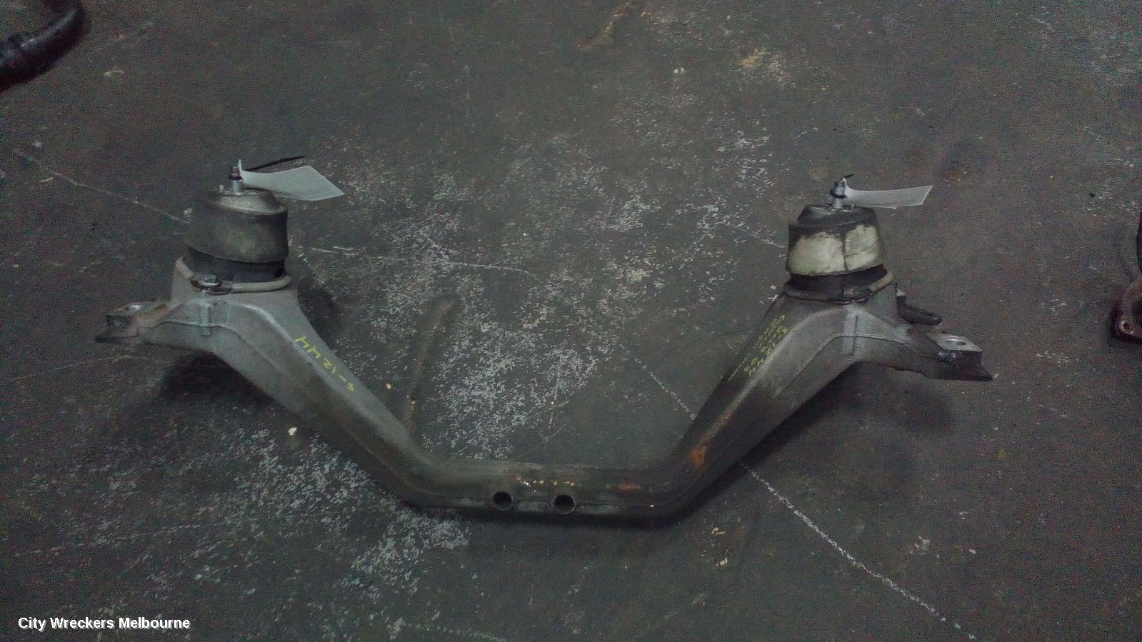 AUDI Q7 MOUNT, ENGINE MOUNT (LH SIDE), DIESEL, 3.0, TURBO, 4L, 09/2006 - 08/2015 - Image 3