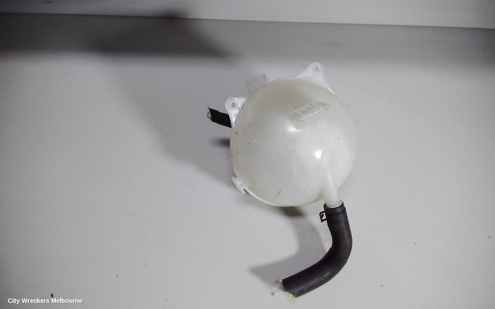 VOLKSWAGEN POLO OVERFLOW BOTTLE, 6R, 05/2010 - 09/2017 - Image 2