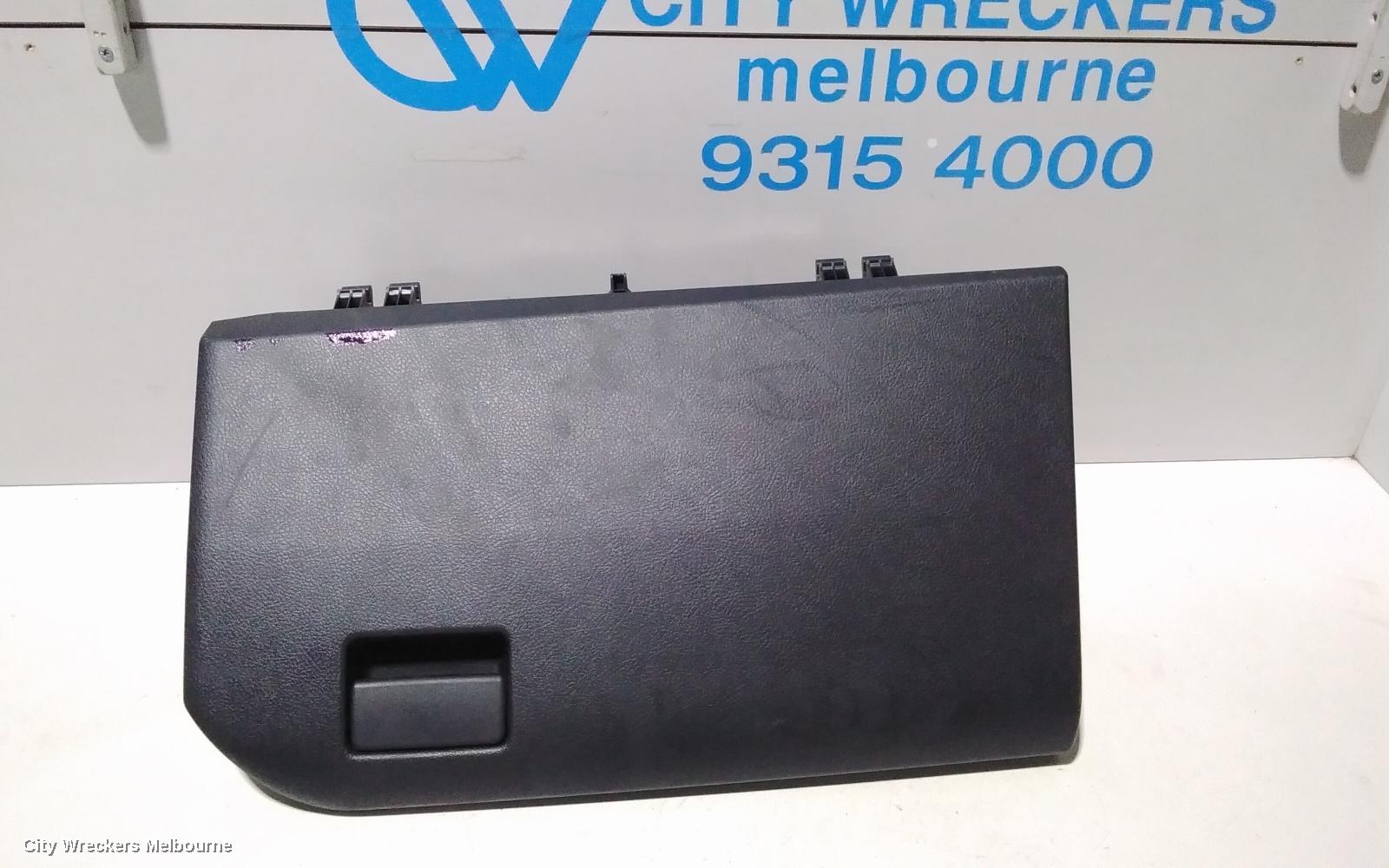 TOYOTA COROLLA GLOVE BOX, ZRE182R 10/2012 - 06/2018 - Image 2