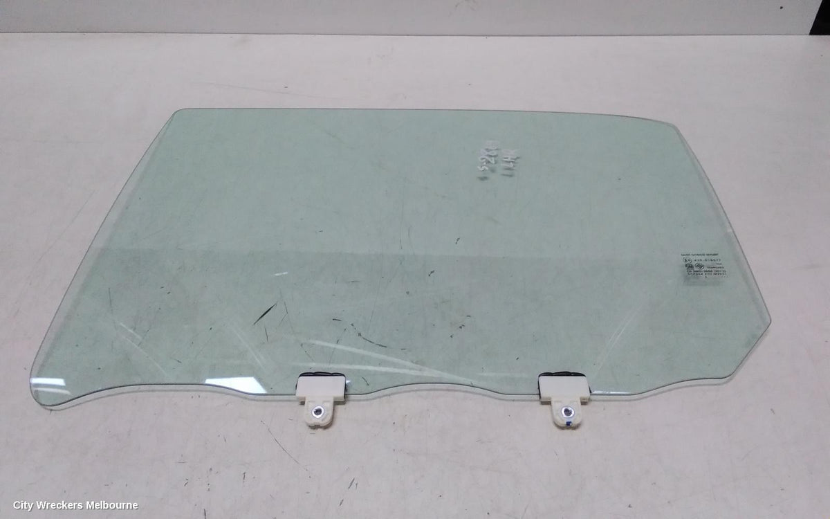 ISUZU DMAX LEFT REAR DOOR WINDOW, RG, DUAL CAB, 07/2020 ONWARDS - Image 2