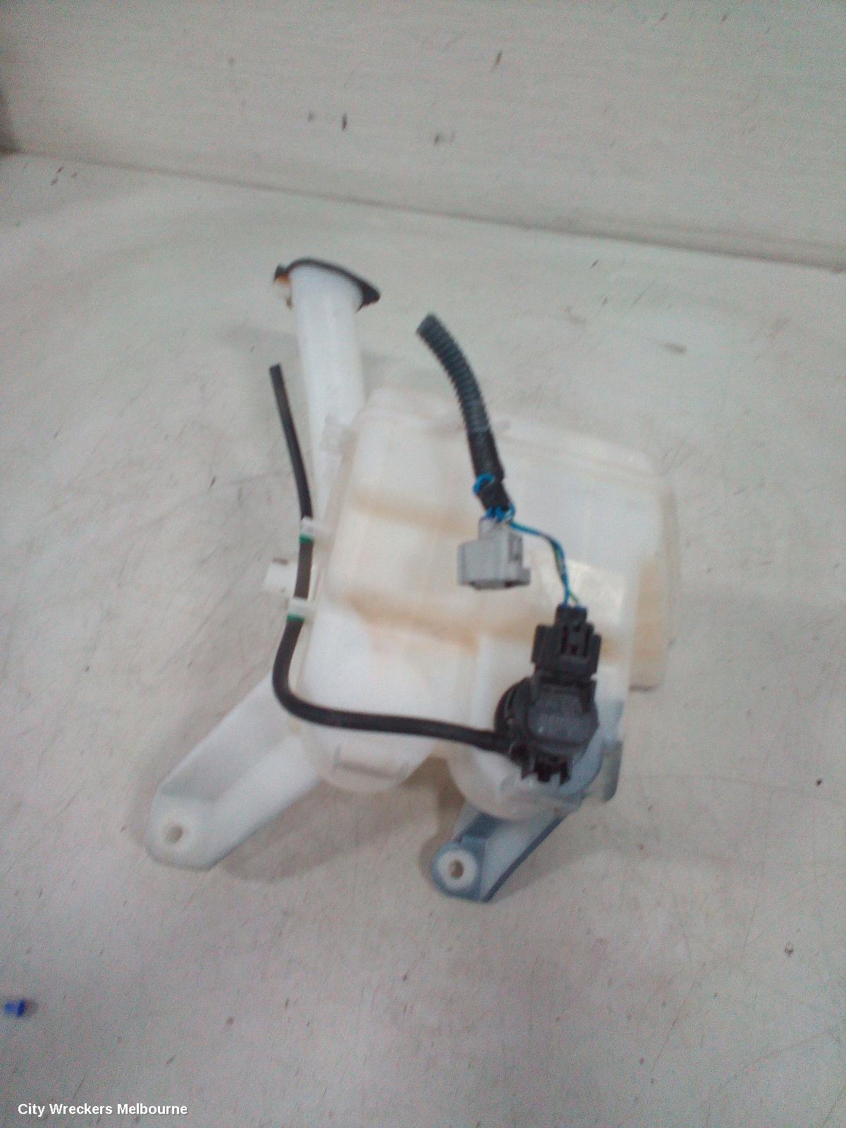 TOYOTA YARIS WASHER BOTTLE, NCP9#, SEDAN, 03/2006 - 06/2016 (AUS ONLY) - Image 3
