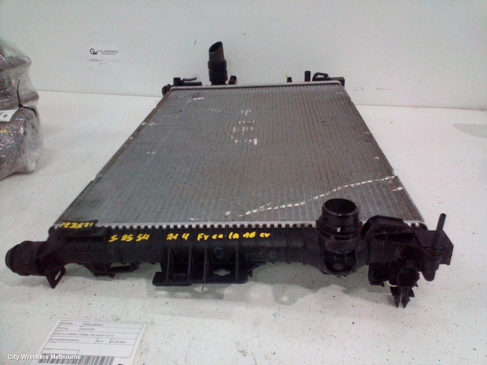 LAND ROVER FREELANDER RADIATOR, AUTO, 2.2, DIESEL, TURBO, LF2, 06/2007 - 12/2014 - Image 2