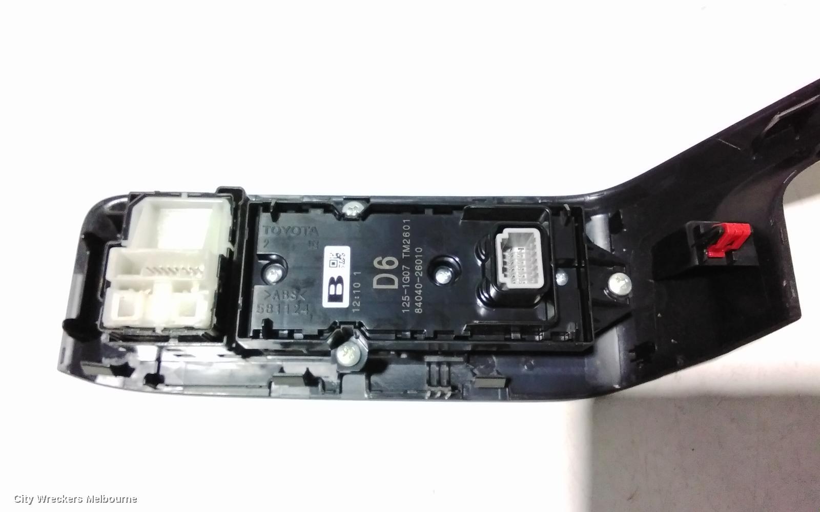 TOYOTA HIACE PWR DR WIND SWITCH, RH FRONT (MASTER SWITCH), 300 SERIES, 04/2019 ONWARDS - Image 3