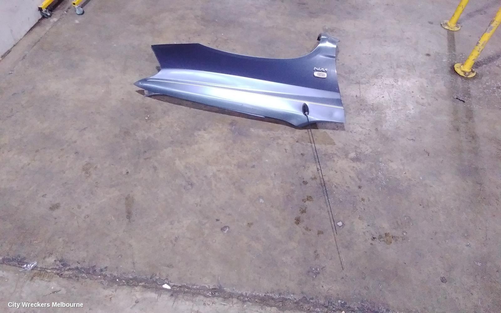 TOYOTA KLUGER RIGHT GUARD, MCU28R, 01/2001 - 04/2007 - Image 3