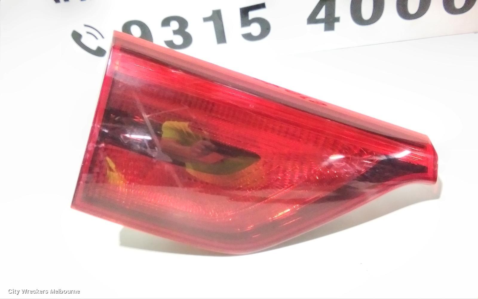 KIA SPORTAGE REAR GARNISH, TAILGATE LAMP (LH SIDE), QL, NON LED TYPE, 10/2015 - 04/2018 - Image 2