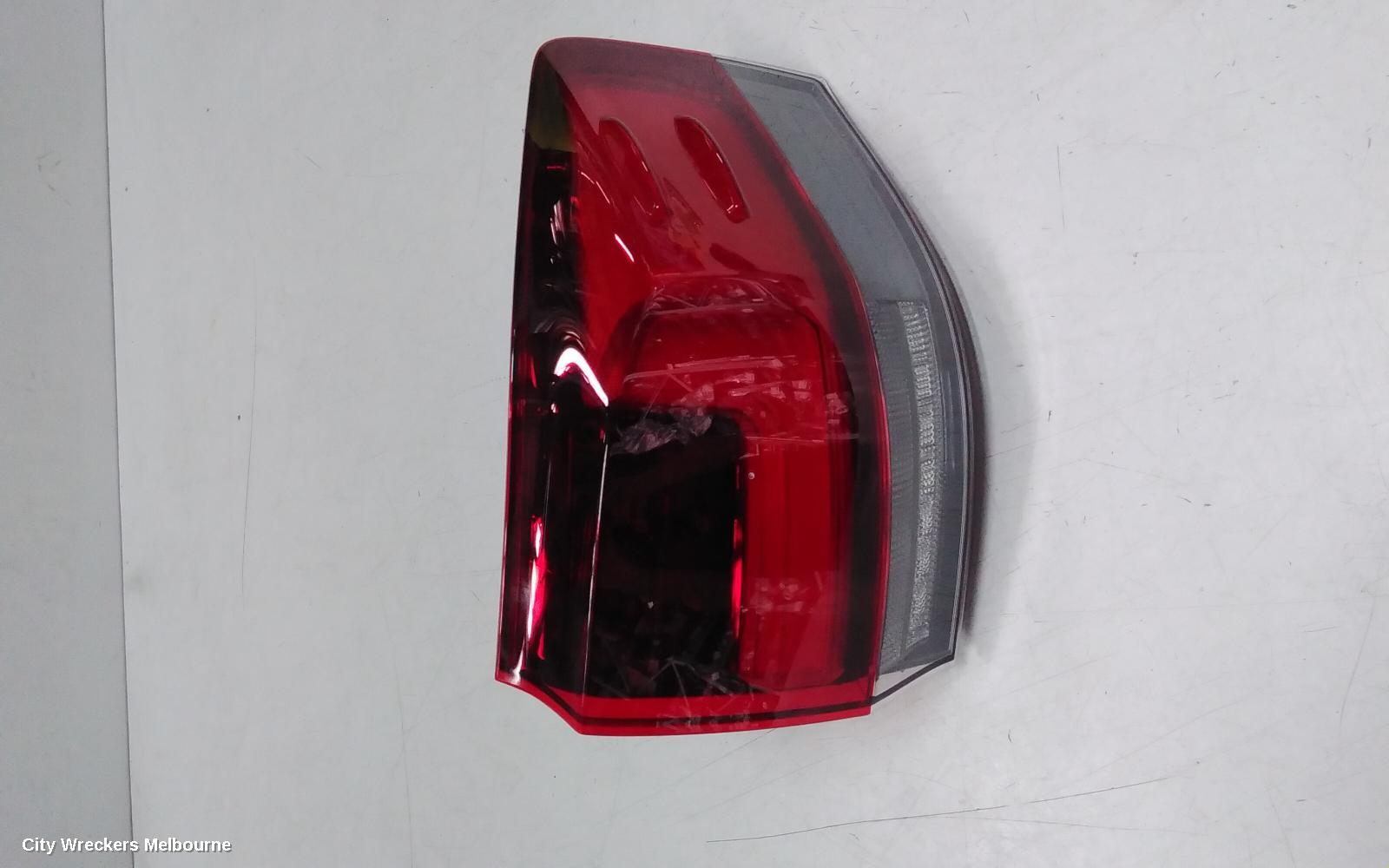 TOYOTA LANDCRUISER RIGHT TAILLIGHT, 300 SERIES, IN BODY, W/ LED, LED TURN SIGNAL, DYNAMIC TURN SIGNAL TYPE, 04/2021 ONWARDS - Image 3
