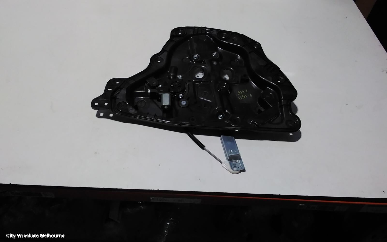 MAZDA CX9 LEFT FRONT WINDOW REG/MOTOR, TC, 07/2016 ONWARDS - Image 3