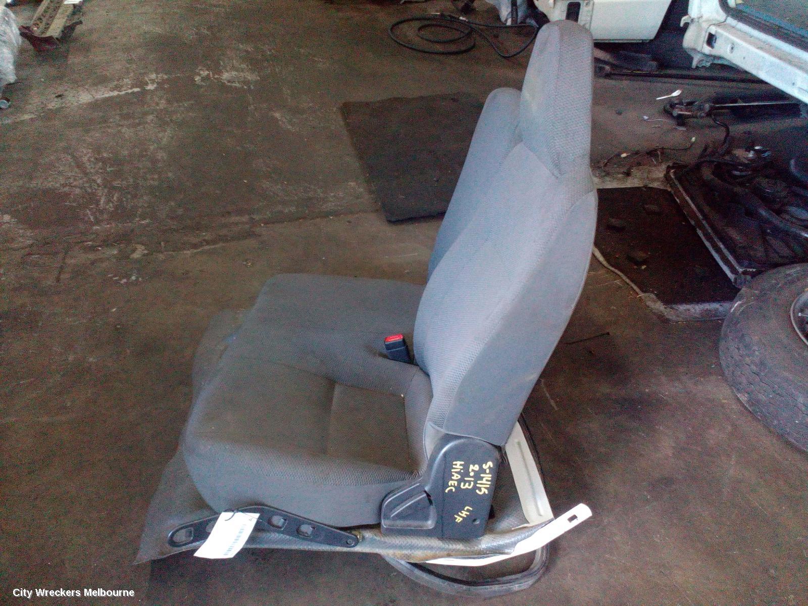 TOYOTA HIACE FRONT SEAT, LH BENCH, LWB/SWB, TRH/KDH, 03/2005 - 01/2014 - Image 3