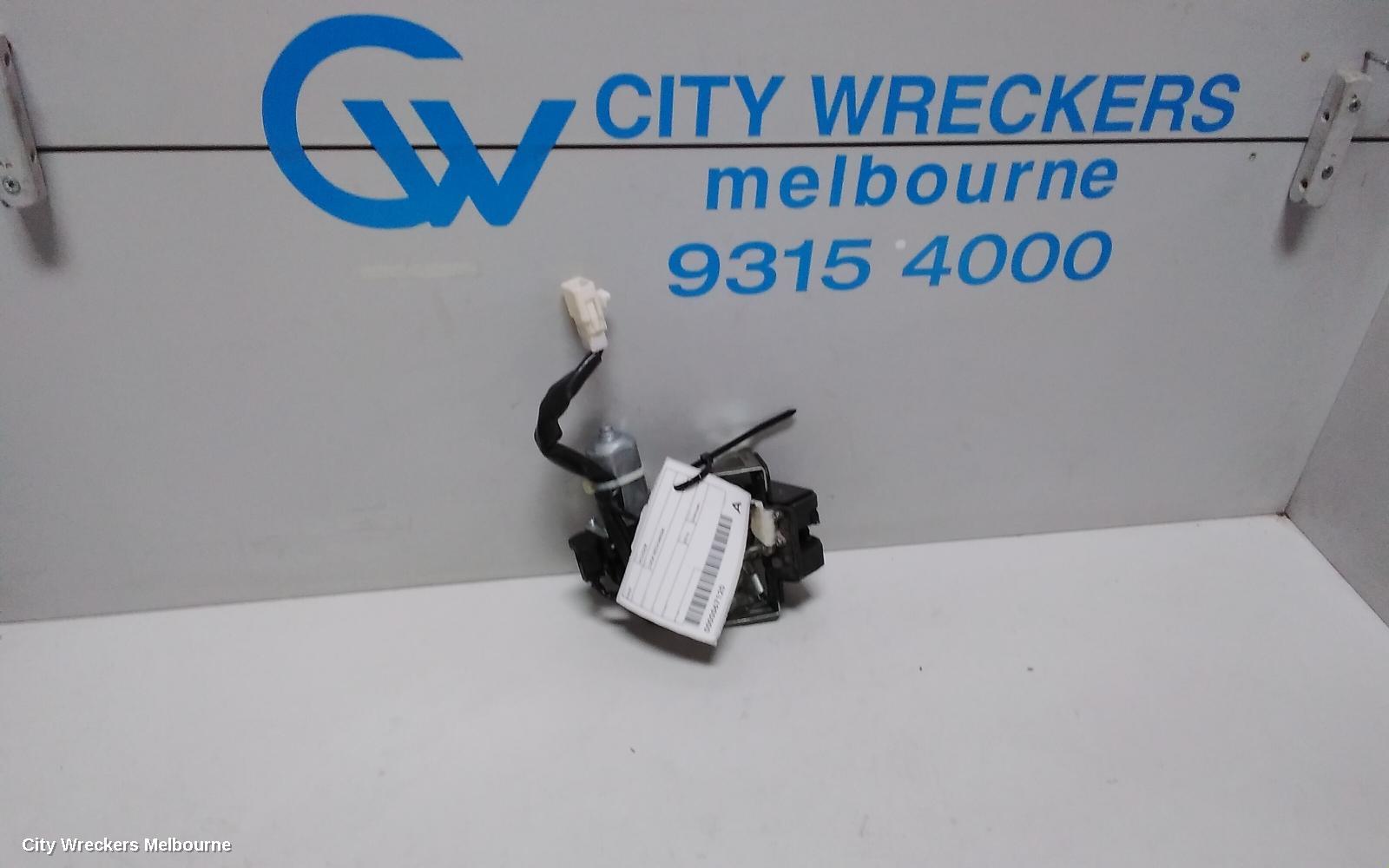 TOYOTA KLUGER DOOR/BOOT/GATE LOCK, TAILGATE LOCK, GRANDE TYPE, GSU40-GSU45, 05/2007 - 02/2014 - Image 1