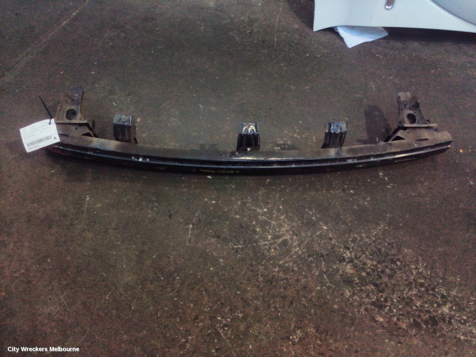 LDV G10 R/BAR BRACKET/REINFO, SV7A/SV7C, MAIN REINFORCEMENT, WAGON/VAN, 04/2015 ONWARDS - Image 1
