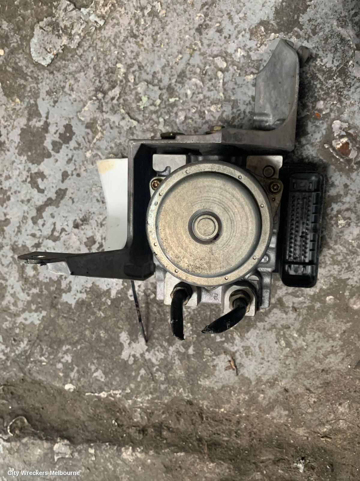 HONDA ACCORD ABS PUMP/MODULATOR, 7TH GEN, CL/EURO (VIN JHMCL), P/N SEAJ0, 06/2003 - 03/2008 - Image 3