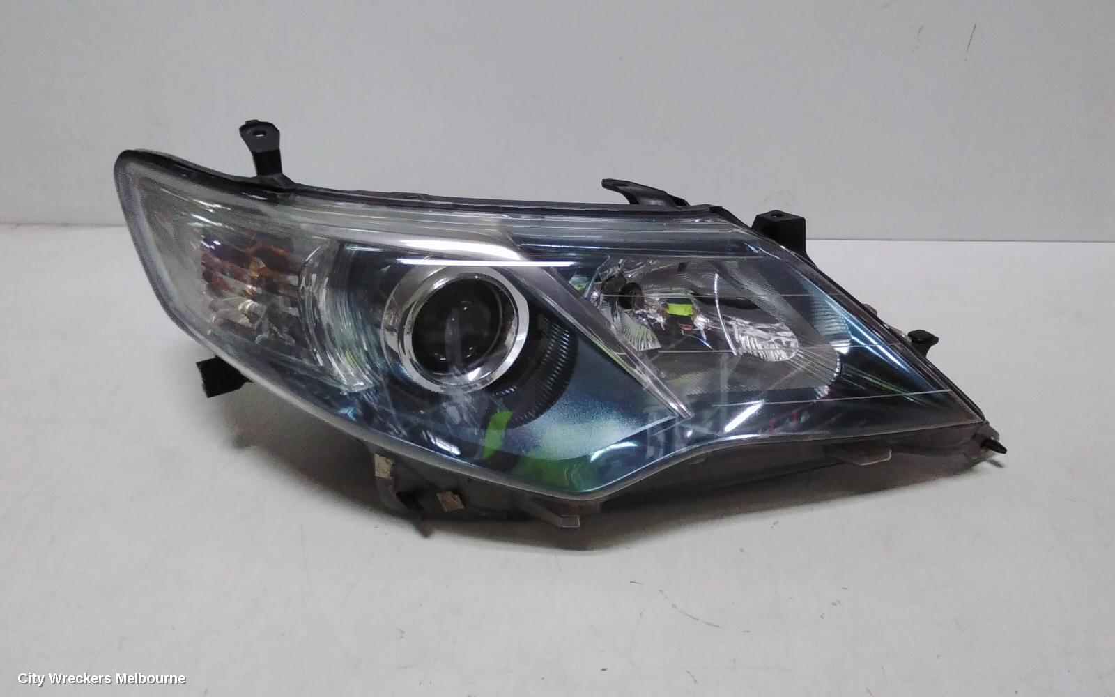 TOYOTA CAMRY RIGHT HEADLAMP, AVV50, HYBRID, CHROME TYPE, 12/2011 - 04/2015 - Image 2