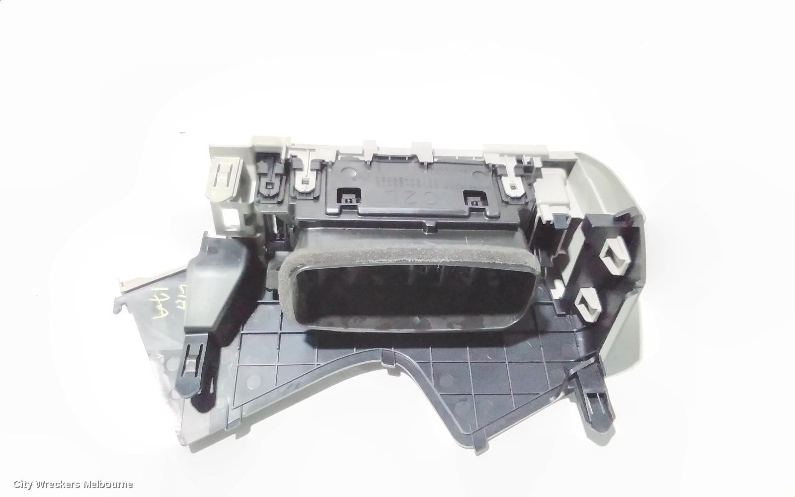 TOYOTA HIACE, 300 SERIES, 02/2019 ONWARDS, LH AIRVENT: 91889 - Image 3