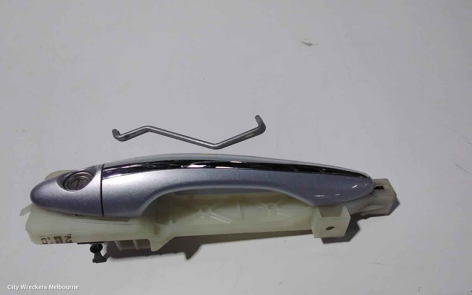 KIA OPTIMA DOOR HANDLE, OUTER, RH FRONT/REAR, NON KEYLESS ENTRY TYPE, TF, 11/2010 - 10/2015 - Image 3