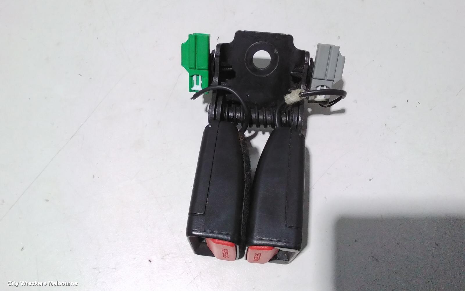 LAND ROVER RANGEROVER EVOQUE SEATBELT/STALK, CENTRE REAR, SEAT BELT STALK ONLY, L538, 11/2011 - 01/2019 - Image 3