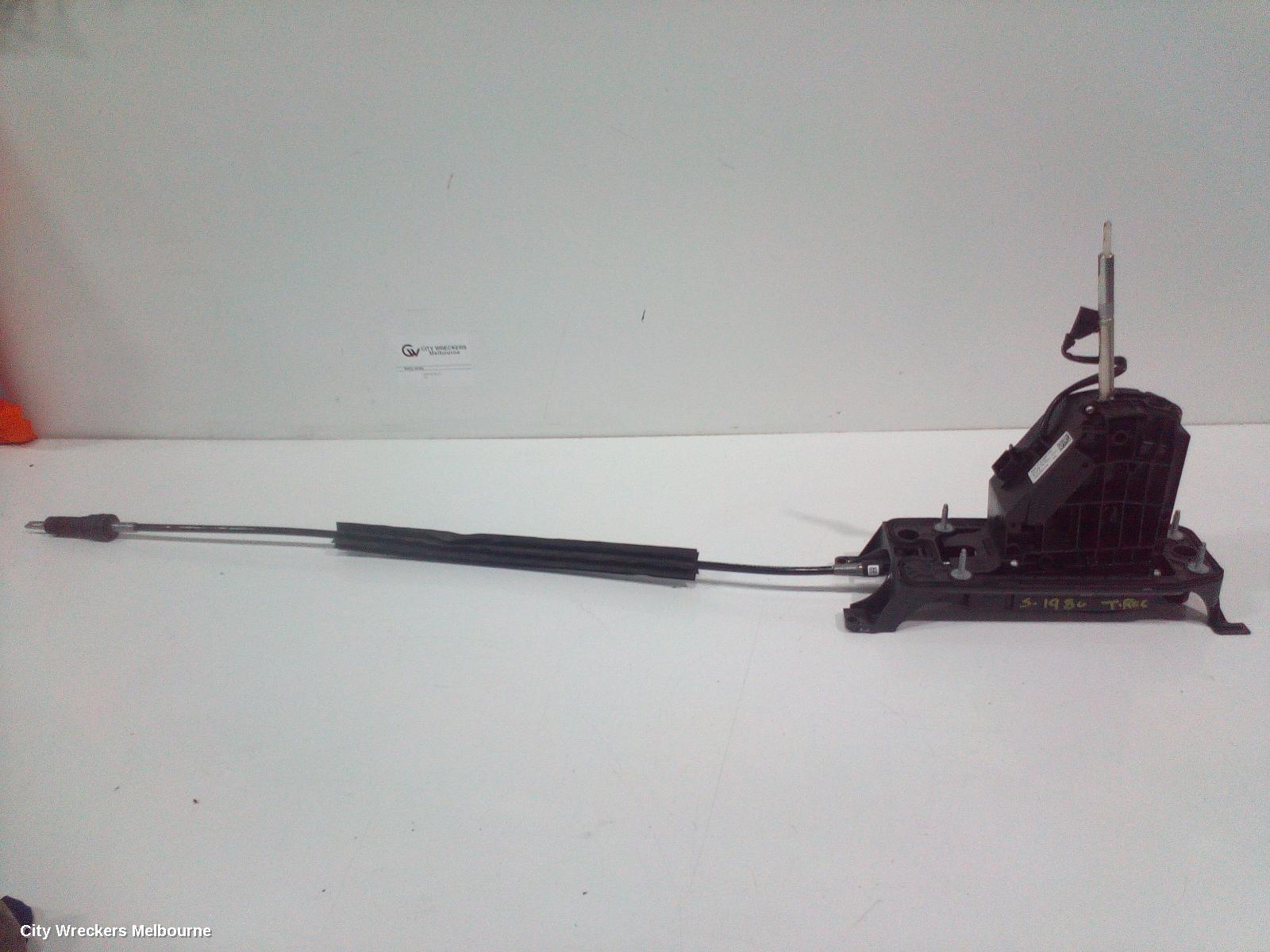 VOLKSWAGEN T-ROC GEAR STICK/SHIFTER, A1, AUTO T/M, 03/2020 - 07/2022 - Image 2