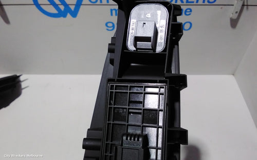 AUDI A4 PWR DR WIND SWITCH, RH FRONT (MASTER SWITCH), B8 8K, 02/2008 - 06/2012 - Image 2