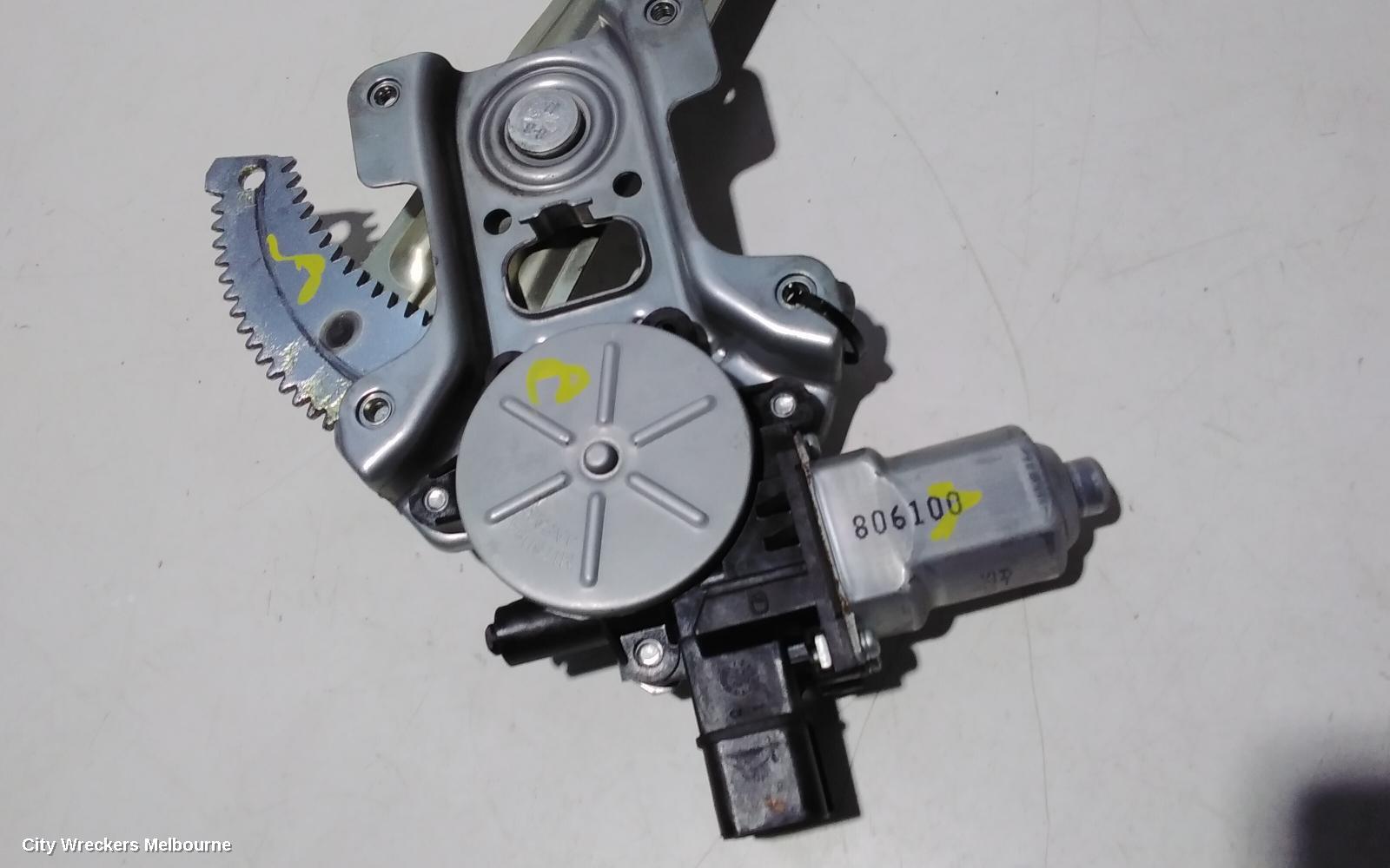 MITSUBISHI OUTLANDER LEFT FRONT WINDOW REG/MOTOR, ZG-ZH, POWER, 11/2006 - 10/2012 - Image 2