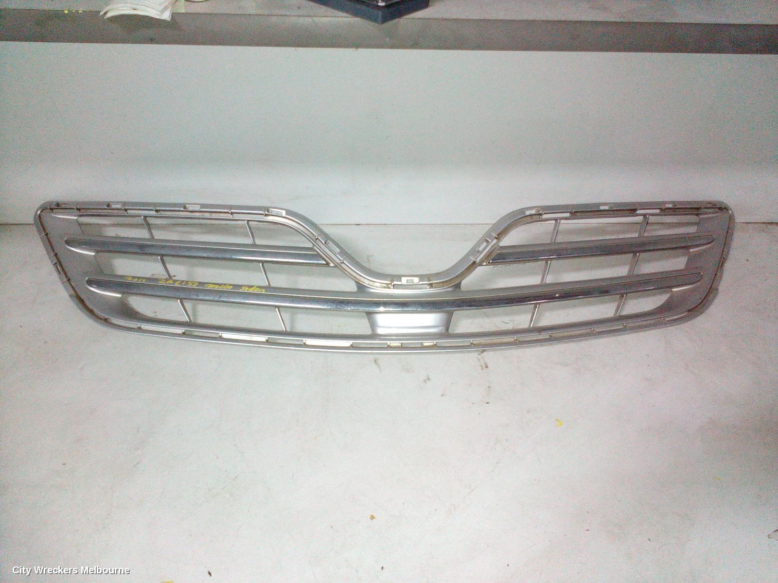 TOYOTA COROLLA GRILLE, RADIATOR GRILLE, ZRE152/20153R, SEDAN, INNER, 03/2007 - 02/2010 - Image 1