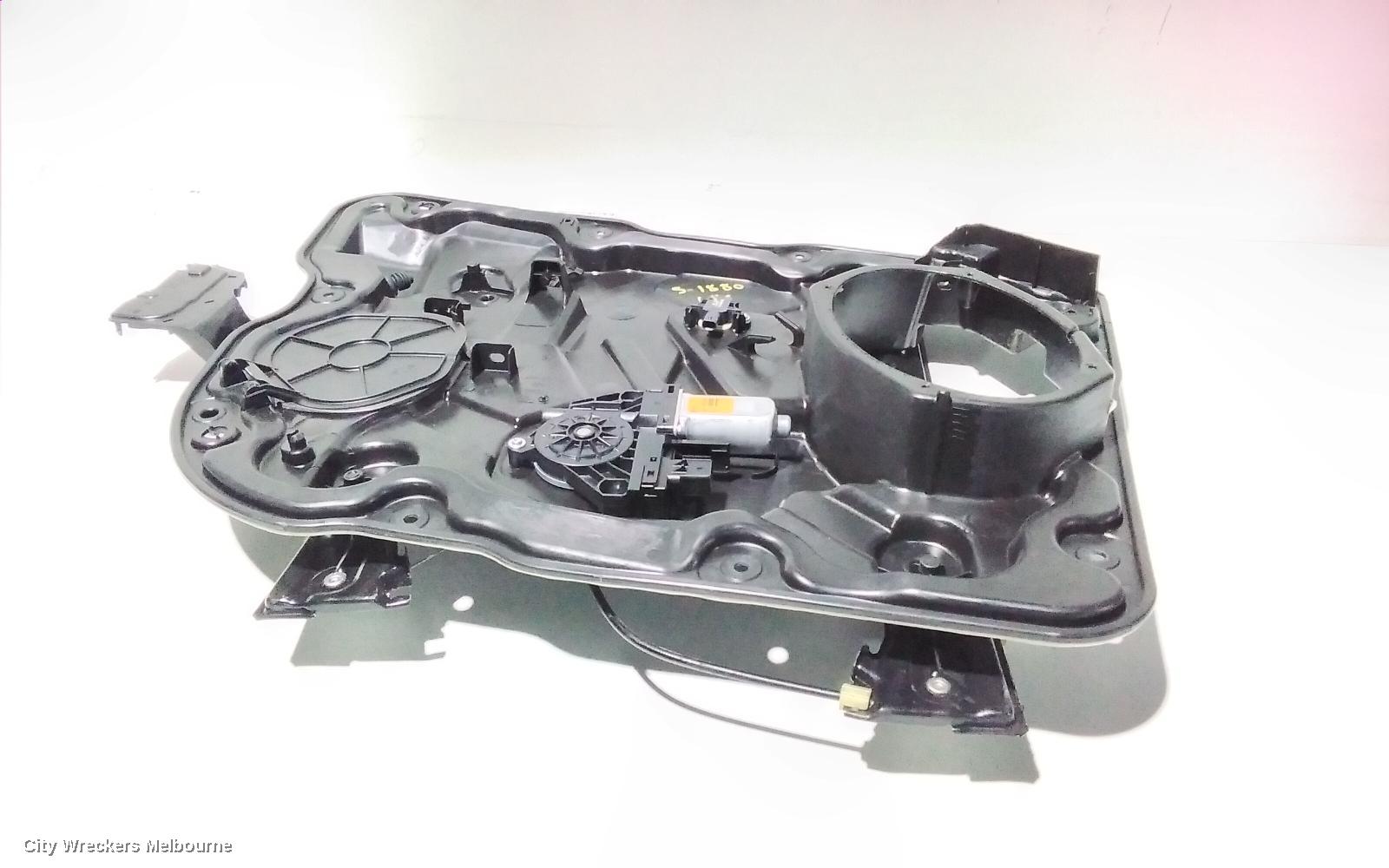 JEEP GRANDCHEROKEE LEFT FRONT WINDOW REG/MOTOR, WK, 10/2010 - 02/2022 - Image 1