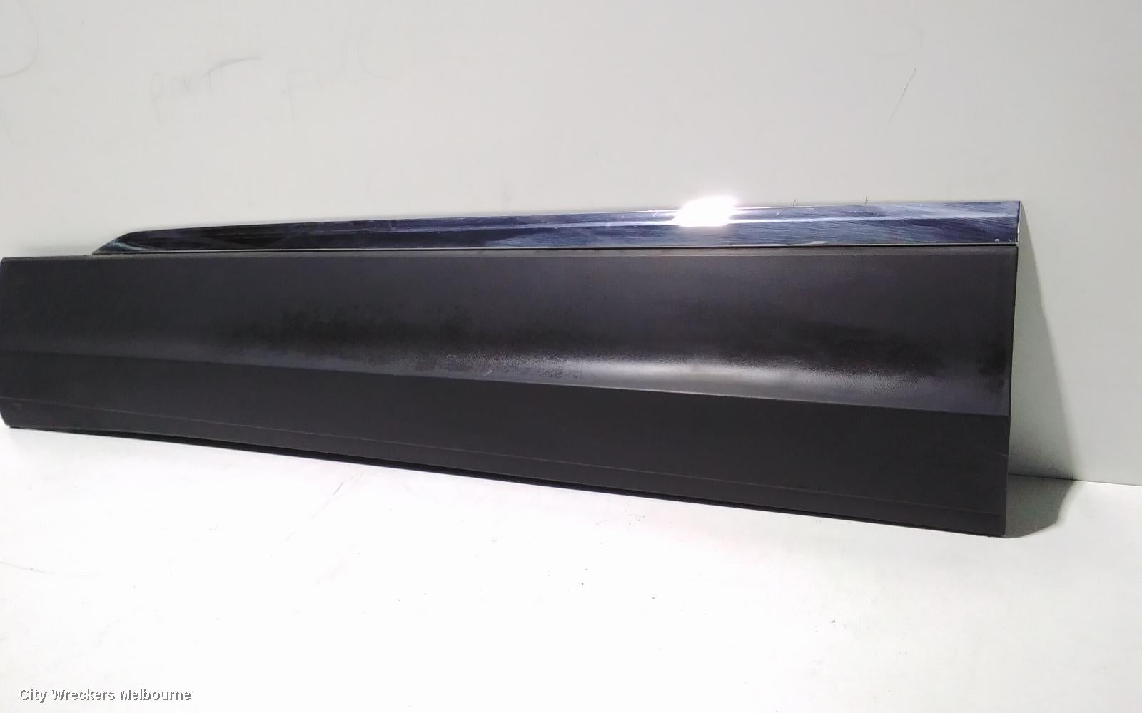 VOLKSWAGEN TIGUAN DOOR MOULD, LHF LOWER DOOR MOULD *CHROME* TYPE: 93182, 5NA, 06/2016 - 02/2024 - Image 3