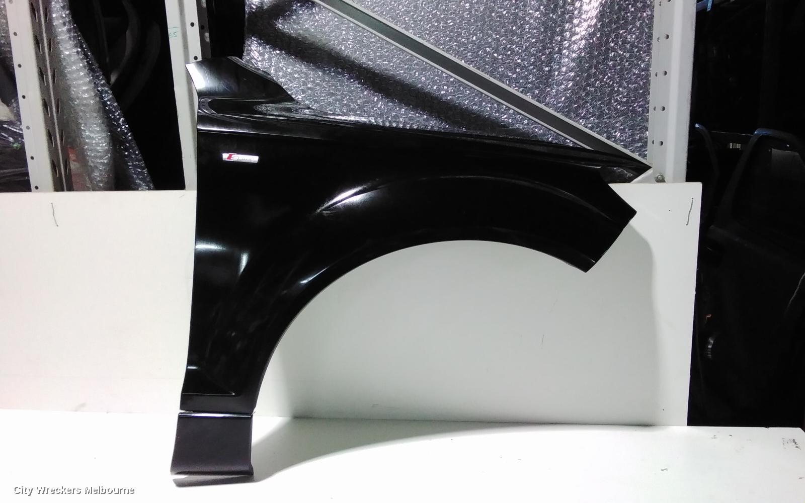 AUDI Q7 RIGHT GUARD, 4L, 09/2006 - 08/2015 - Image 1